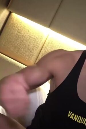 Rò rỉ clip nóng của Không, mã Không: Phiên bản siêu chân thực!