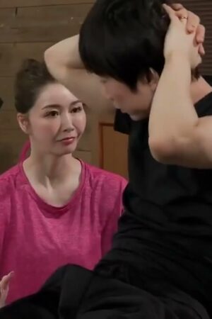 Ryo Ayumi: Clip nóng rò rỉ JUQ-324, huấn luyện viên gym ngoại tình bạo liệt!