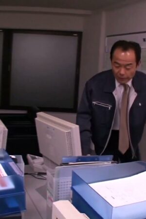Clip rò rỉ JUX-105: Tamaki Nakaoka bị bố chồng “xử lý” bạo liệt, không thể chối từ!