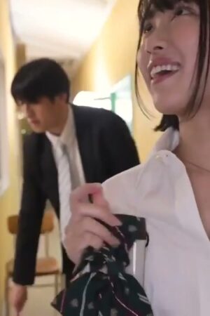 Clip rò rỉ SSIS-692: Yuuri Adachi bị lấn lướt ngay trong phòng học!