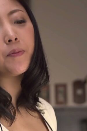 Clip rò rỉ JUX-611: Yuki Tanihara bị bố chồng quay lén, nhễ nhại mồ hôi