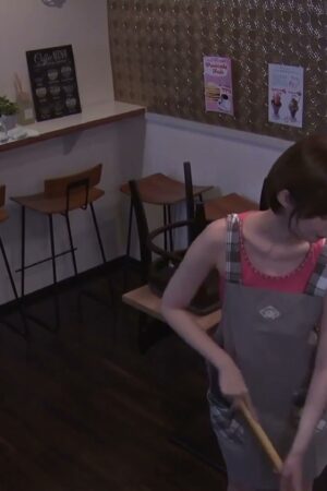 Rò rỉ MEYD-834: Luna Tsukino vợ chủ quán cà phê bị quay lén