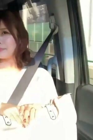 Rò rỉ Ayumi Natsukawa MEYD-769: Vụng trộm sân tennis chân thực!