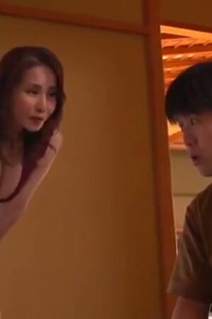 Clip rò rỉ: Juri Yamaguchi cùng mẹ chồng MEYD-759, chân thực đến từng tiếng rên!