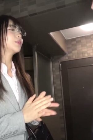 Clip nóng rò rỉ MADV-577: Rin Ouka ngoại tình bạo liệt cùng hàng xóm