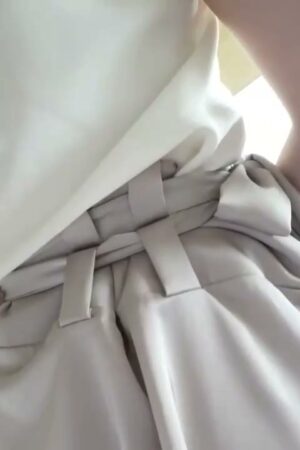 Rò rỉ: Vợ đẹp Không trả nợ bằng thân, mã Không