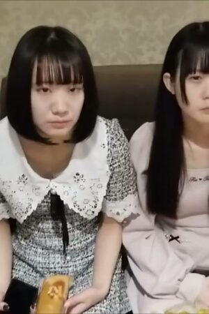 Lộ clip sốc: Hai cô idol (Không) và FC2-PPV-4568728 quấn lấy nhau trong 3P nghiệp dư