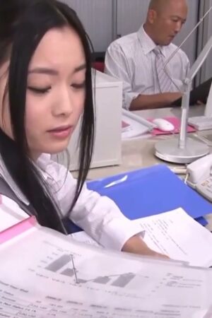 Rò rỉ clip nóng Yu Shiraishi – SNIS-269: Thư ký cao cấp bị quay lén cảnh nuốt trọn