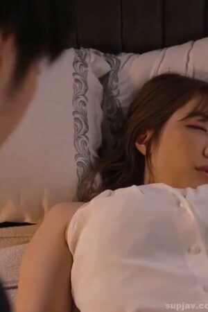 Clip rò rỉ: Konan Koyoi và SSIS-561 – Đêm say quên lối về!