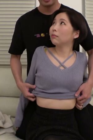 Chiaki SIRO-5282: Clip rò rỉ thư ký kín đáo bùng nổ chân thực