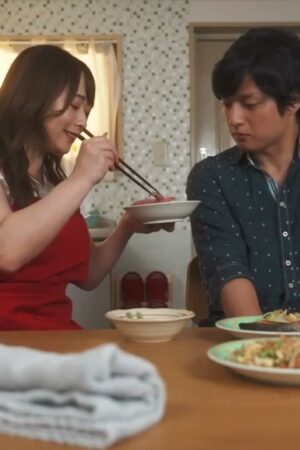 Clip rò rỉ Marina Shiraishi (JUQ-176): Sinh viên ‘chăn chuối’ cô hàng xóm nóng bỏng