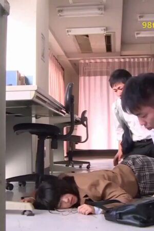 Rò rỉ MIDE-104: Yui Azuchi bị quay lén, cảnh nóng chân thực đến rợn người