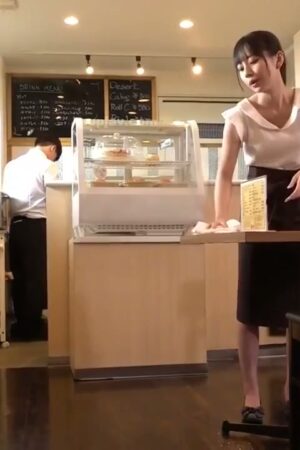 Rò rỉ clip: Nữ sinh Không (Mã Không) làm liều trong giờ làm thêm