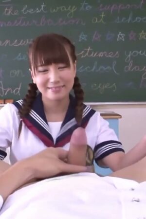 Minami Hatsukawa MIDE-296: Clip rò rỉ tự sướng chân thực đến từng góc máy