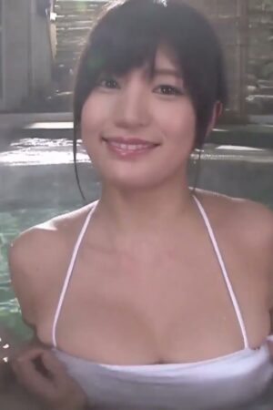 Rò rỉ clip nóng Shoko Takahashi cùng MIDE-440: Chuyến đi suối nước nóng không tưởng