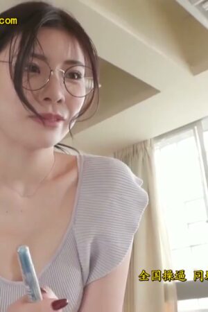 Rò rỉ nóng bỏng: Rei Kamiki và STARS-818, cô giáo tận tình chăm sóc học trò!