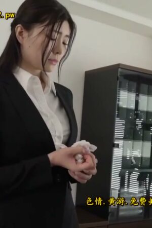 Clip rò rỉ Rei Kamiki STARS-734: Nữ nhân viên bị sếp biến thành nô lệ tình dục!